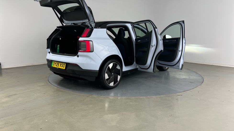 Used Volvo EX30 2025 for sale - 77157979: Photo 29