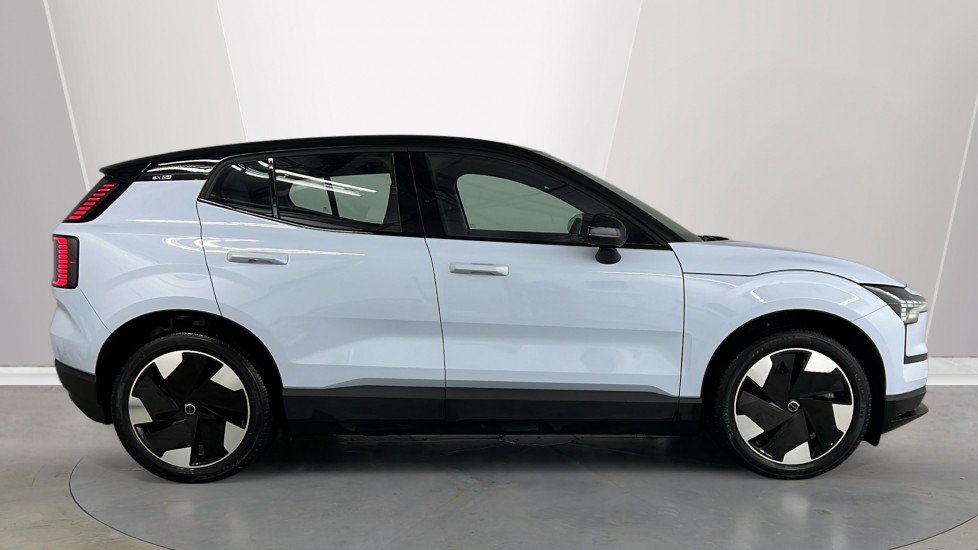 Used Volvo EX30 2025 for sale - 77157979: Photo 3