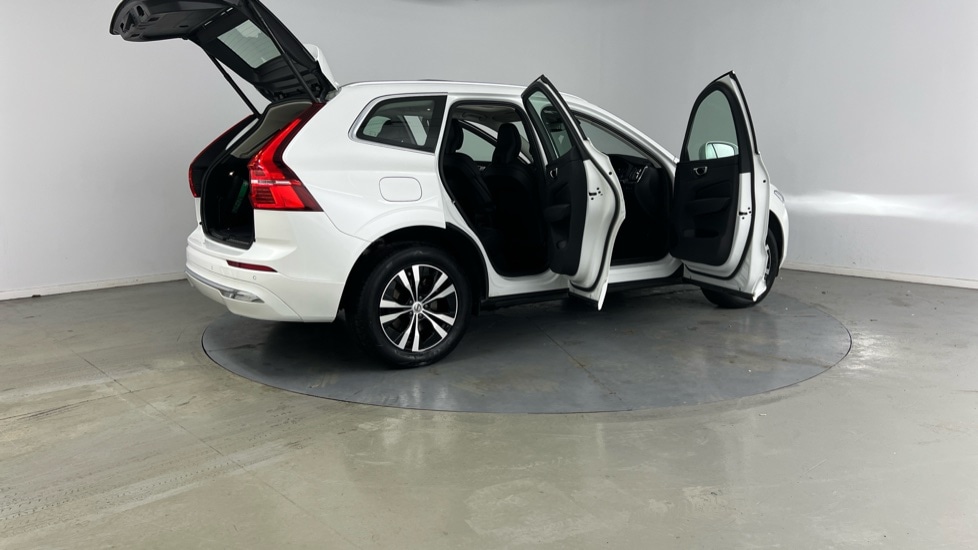 Used Volvo XC60 2021 for sale - 77218695: Photo 30