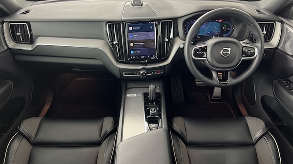 Used Volvo XC60 2021 for sale - 76241747: Photo 5