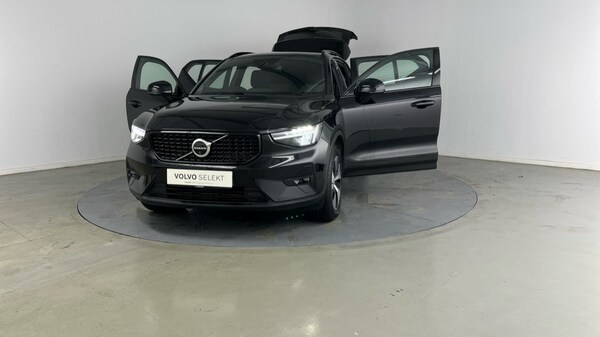 Used Volvo XC40 2023 for sale - 75664869: Photo 19