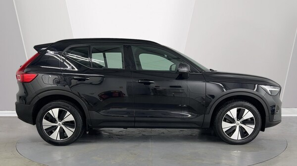 Used Volvo XC40 2023 for sale - 75664869: Photo 3