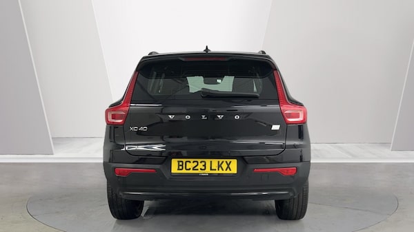 Used Volvo XC40 2023 for sale - 75664869: Photo 7