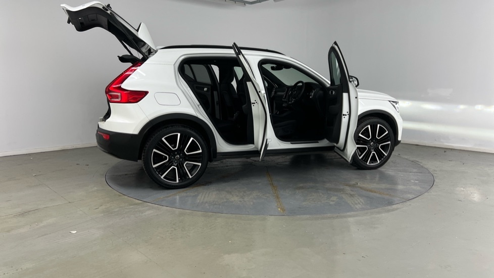 Used Volvo XC40 2025 for sale - 77897146: Photo 27