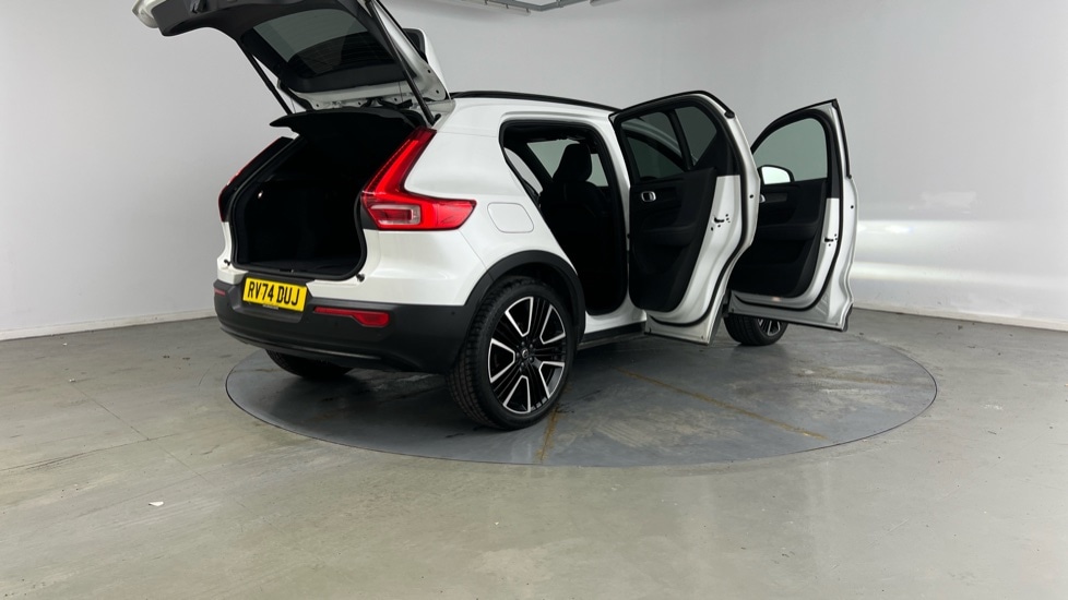 Used Volvo XC40 2025 for sale - 77897146: Photo 29