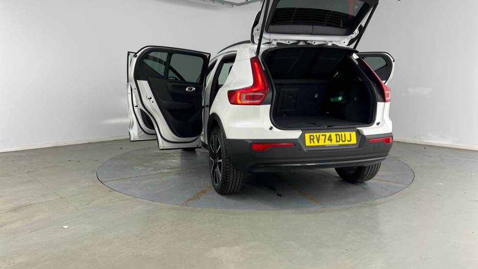 Used Volvo XC40 2025 for sale - 77897146: Photo 33