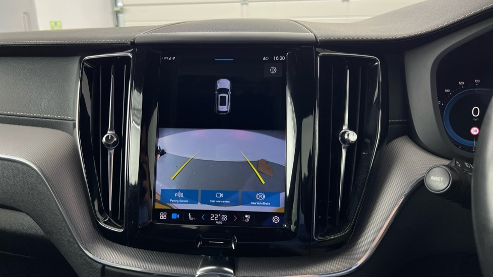 Used Volvo XC60 2021 for sale - 77539837: Photo 14