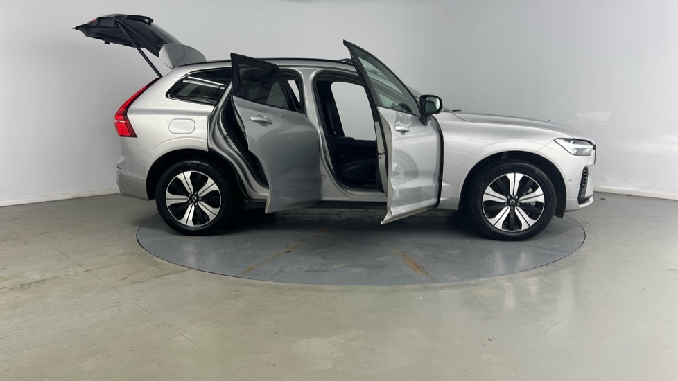 Used Volvo XC60 2025 for sale - 77771111: Photo 25