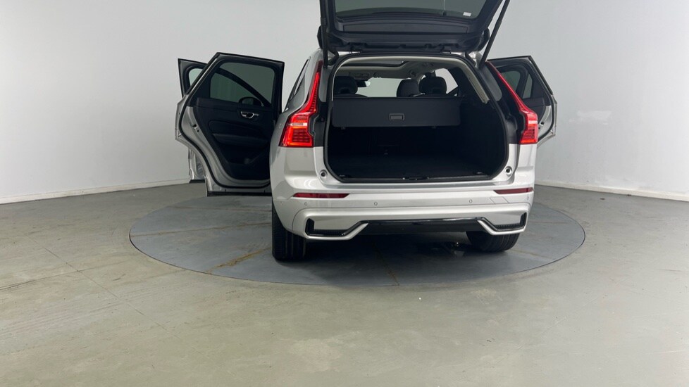 Used Volvo XC60 2025 for sale - 77771111: Photo 32