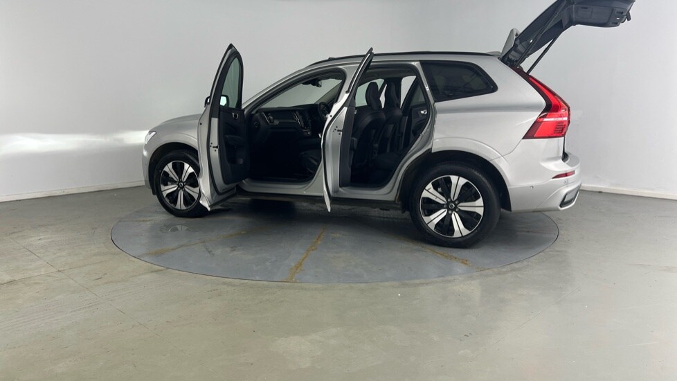 Used Volvo XC60 2025 for sale - 77771111: Photo 36