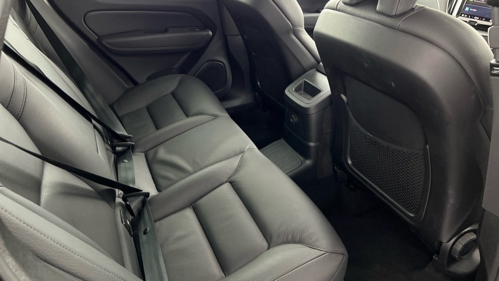 Used Volvo XC60 2025 for sale - 77614348: Photo 6