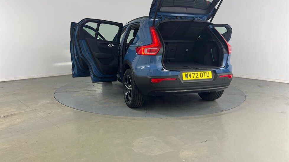 Used Volvo XC40 2022 for sale - 76234050: Photo 32