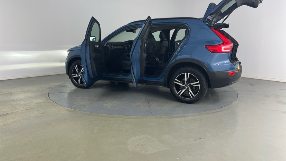 Used Volvo XC40 2022 for sale - 76234050: Photo 35