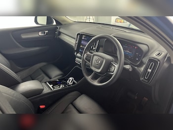 Used Volvo XC40 2022 for sale - 76234050: Photo