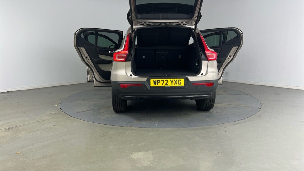 Used Volvo XC40 2022 for sale - 76447304: Photo 34