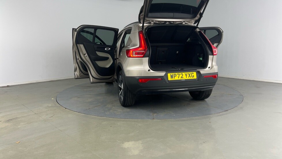 Used Volvo XC40 2022 for sale - 76447304: Photo 35