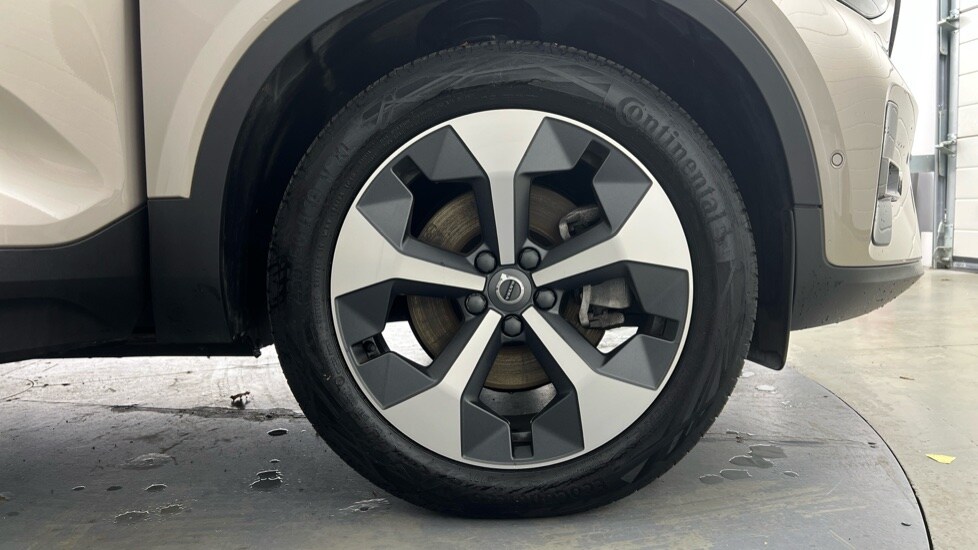 Used Volvo XC40 2022 for sale - 76447304: Photo 9