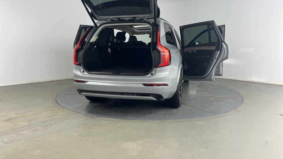 Used Volvo XC90 2025 for sale - 78211950: Photo 32