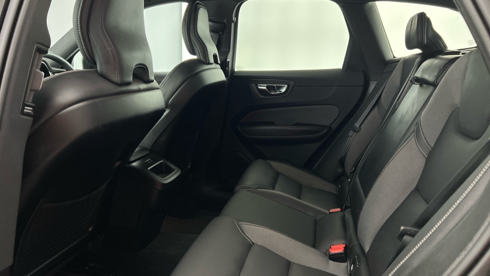 Used Volvo XC60 2022 for sale - 77380939: Photo 7