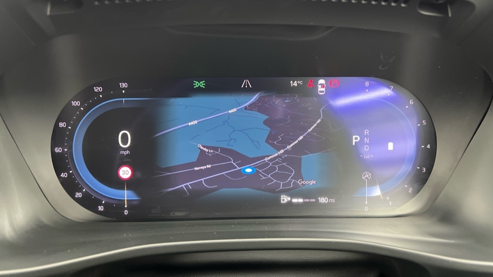 Used Volvo XC40 2023 for sale - 76404712: Photo 11