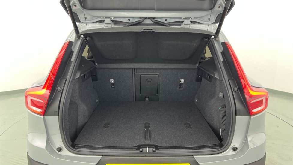 Used Volvo XC40 2023 for sale - 76404712: Photo 13