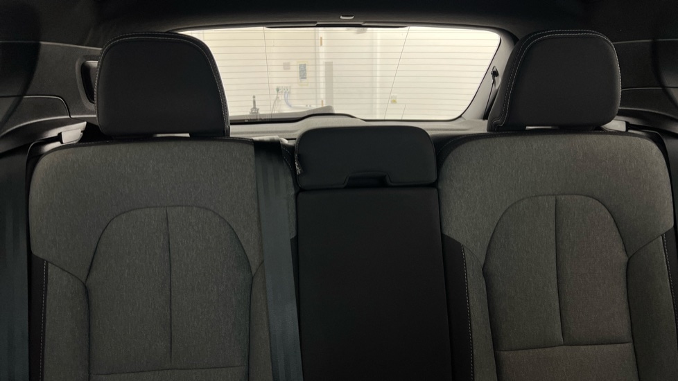 Used Volvo XC40 2023 for sale - 76404712: Photo 36