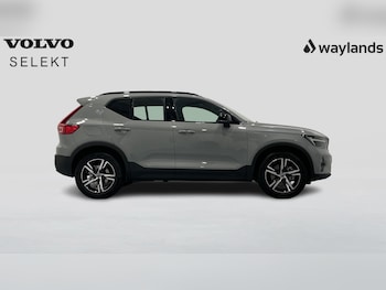 Used Volvo XC40 2023 for sale - 76404712: Photo