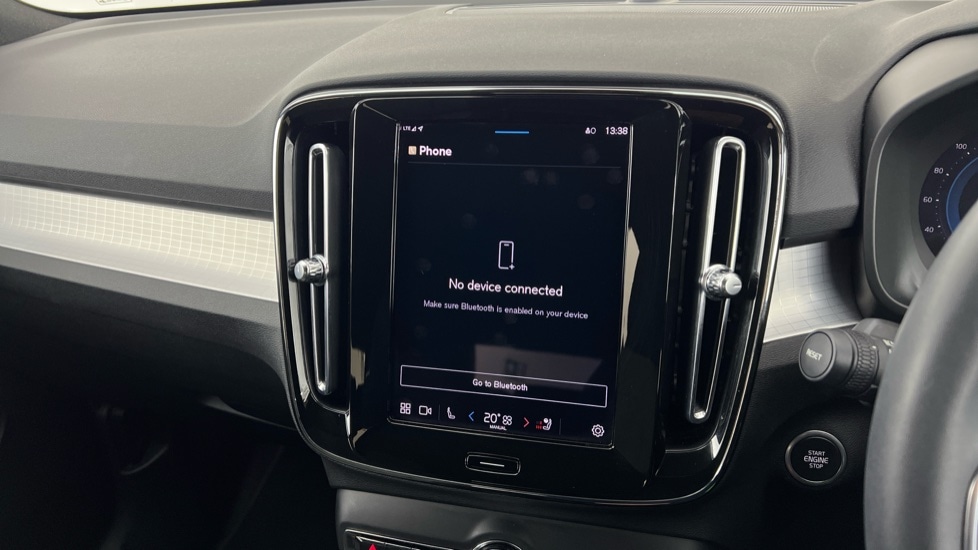 Used Volvo XC40 2023 for sale - 76404712: Photo 42