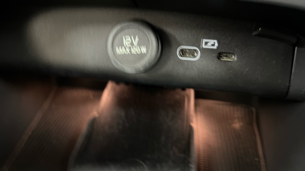 Used Volvo XC40 2023 for sale - 76404712: Photo 49