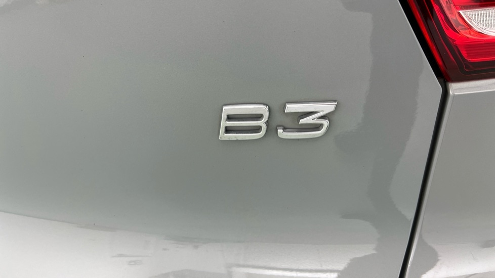 Used Volvo XC40 2023 for sale - 76404712: Photo 54