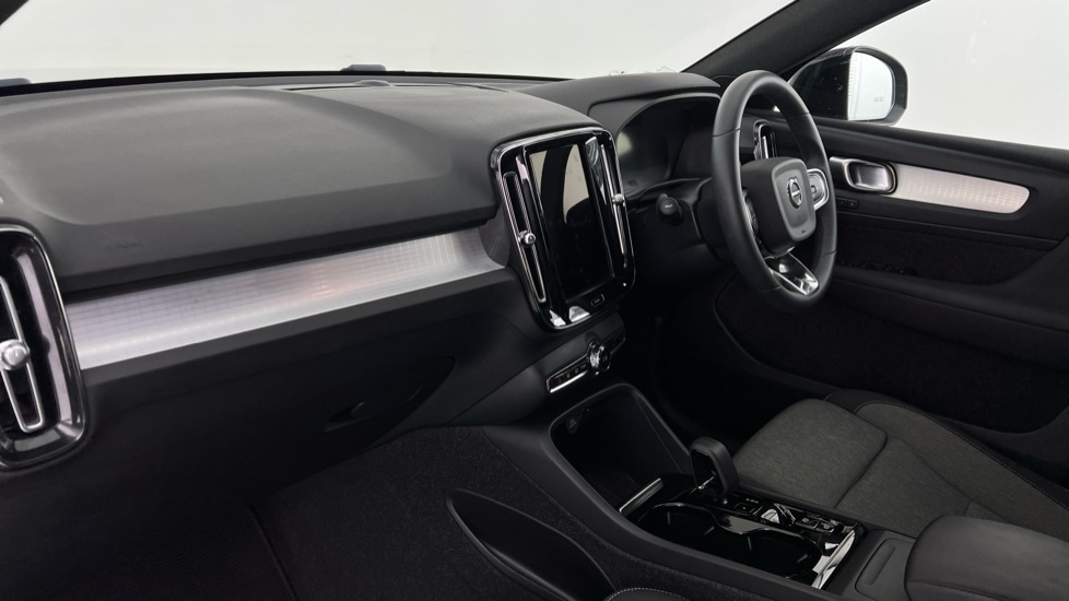 Used Volvo XC40 2023 for sale - 76404712: Photo 60