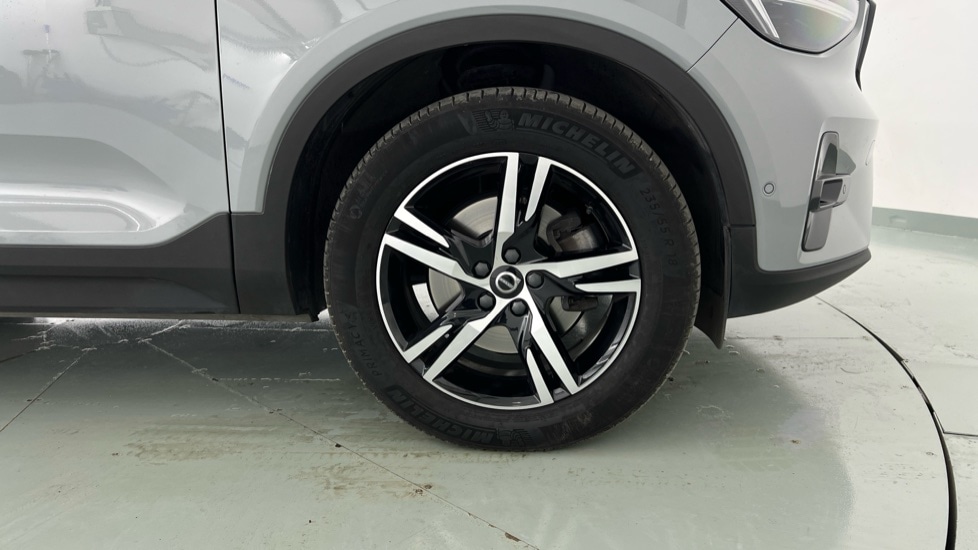 Used Volvo XC40 2023 for sale - 76404712: Photo 64