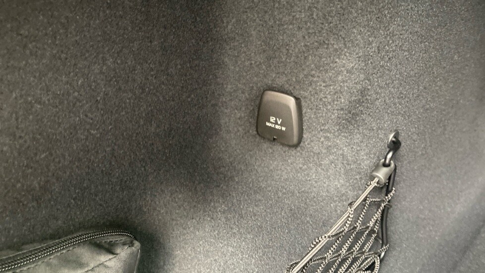 Used Volvo XC60 2025 for sale - 77353673: Photo 15