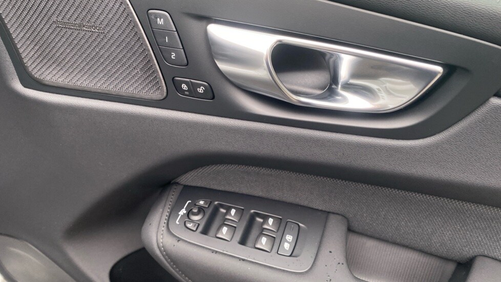 Used Volvo XC60 2025 for sale - 77353673: Photo 28