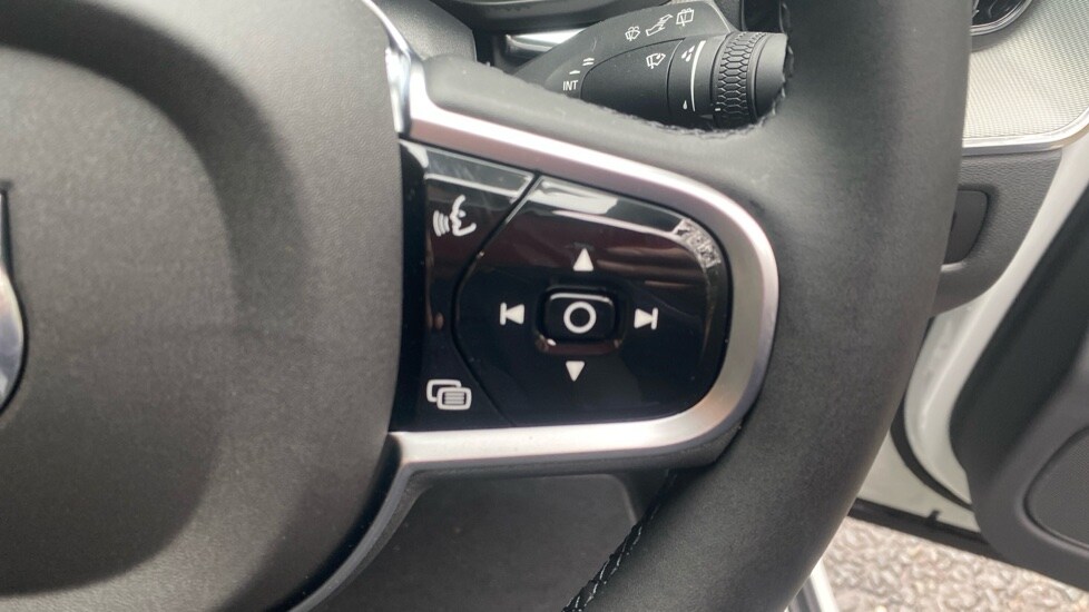 Used Volvo XC60 2025 for sale - 77353673: Photo 31