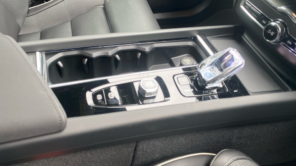 Used Volvo XC60 2025 for sale - 77353673: Photo 36