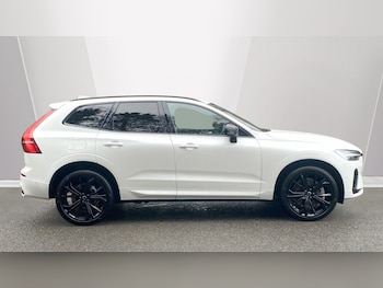 Used Volvo XC60 2025 for sale - 77353673: Photo