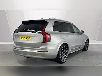 Used Volvo XC90 2025 for sale - 76552387: Photo