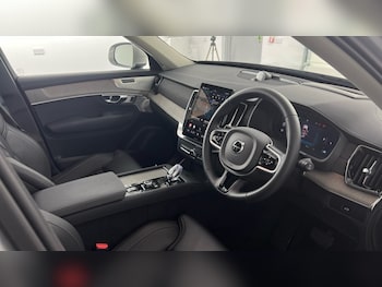 Used Volvo XC90 2025 for sale - 76552387: Photo
