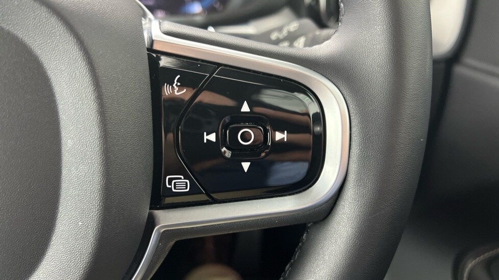 Used Volvo XC60 2021 for sale - 76146184: Photo 17