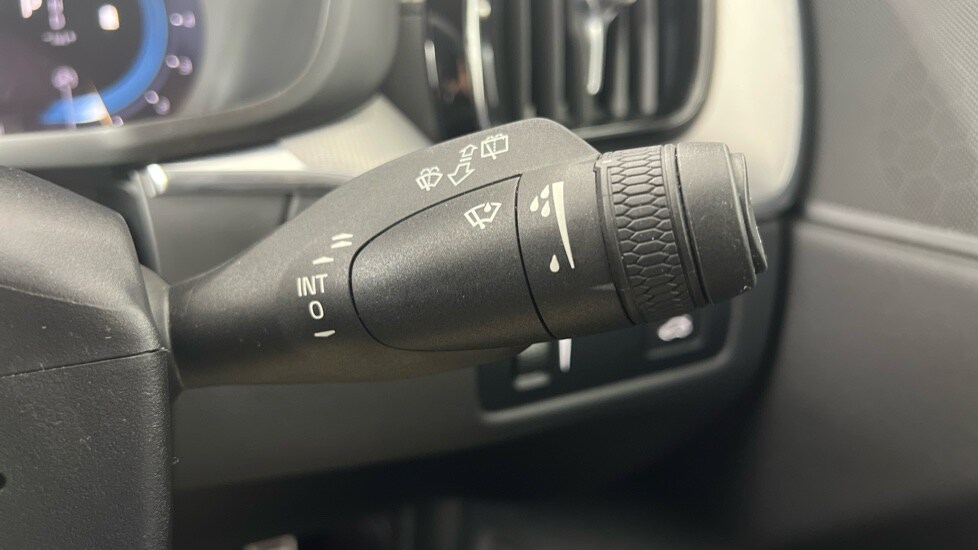 Used Volvo XC60 2021 for sale - 76146184: Photo 18