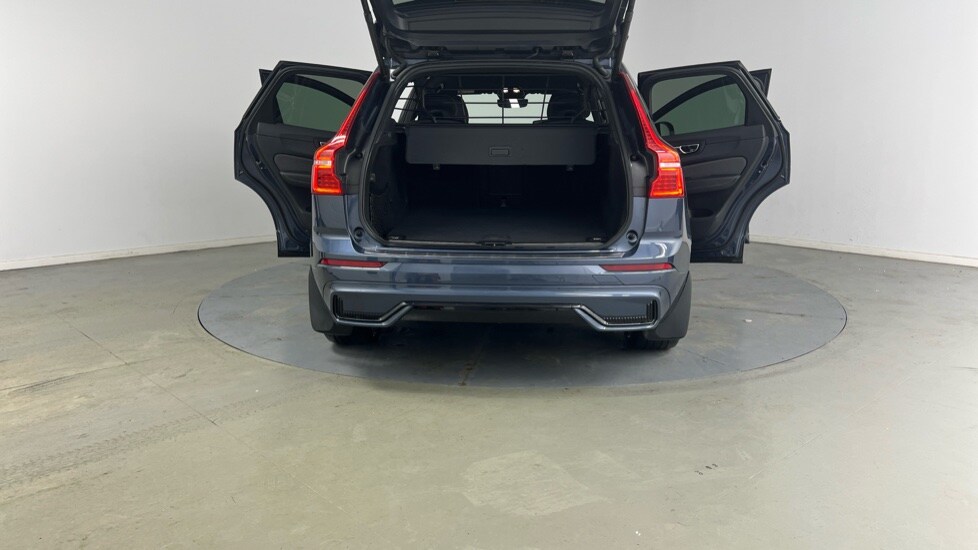 Used Volvo XC60 2021 for sale - 76146184: Photo 36