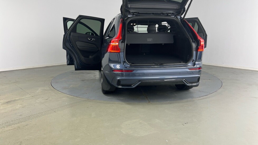 Used Volvo XC60 2021 for sale - 76146184: Photo 37