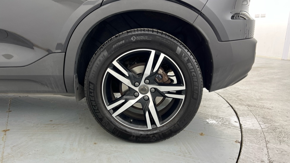 Used Volvo XC40 2021 for sale - 76130395: Photo 39
