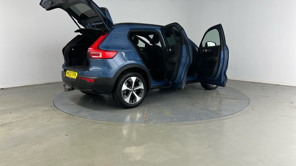 Used Volvo XC40 2023 for sale - 77470788: Photo 29