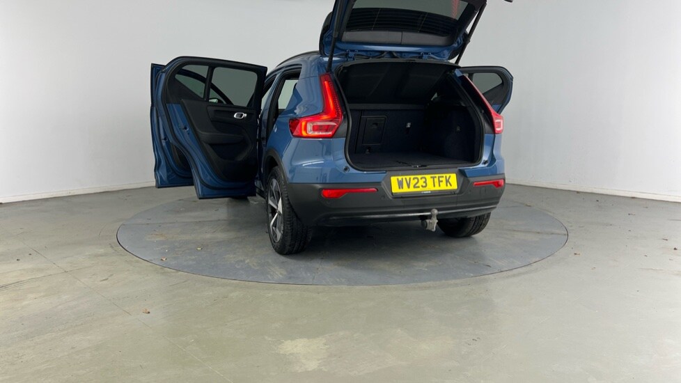 Used Volvo XC40 2023 for sale - 77470788: Photo 34