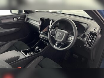 Used Volvo XC40 2023 for sale - 77470788: Photo