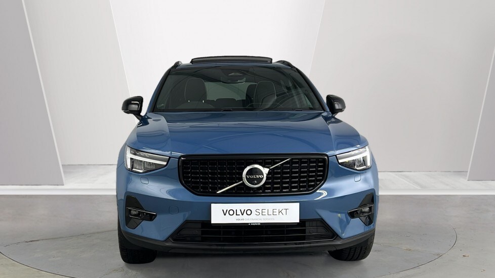 Used Volvo XC40 2023 for sale - 77470788: Photo 8