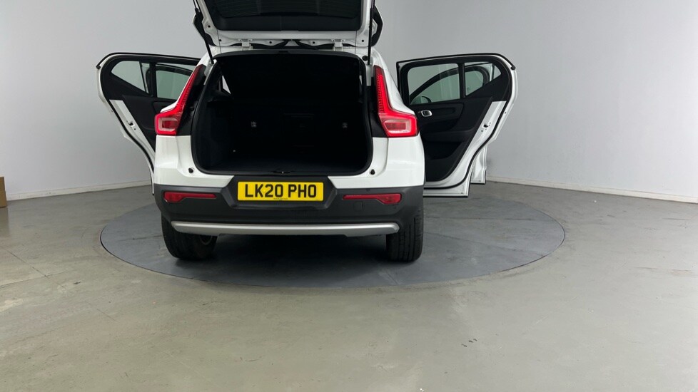Used Volvo XC40 2020 for sale - 76086498: Photo 32