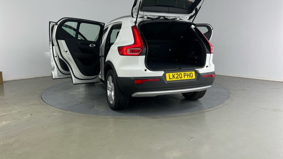 Used Volvo XC40 2020 for sale - 76086498: Photo 34